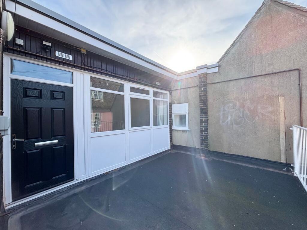 2 bed 1st Floor Flat for rent in Royston. From Country Properties - Royston 2 bed 1st Floor Flat for rent in Royston. From Country Properties - Royston