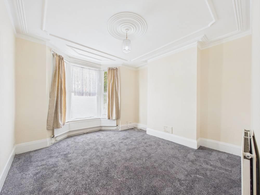 1 bed 1st Floor Flat for rent in Tottenham. From Cousins Estate Agents - South Tottenham