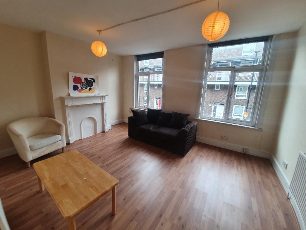 3 bed Maisonette for rent in London. From CP Papas Property Centre - London