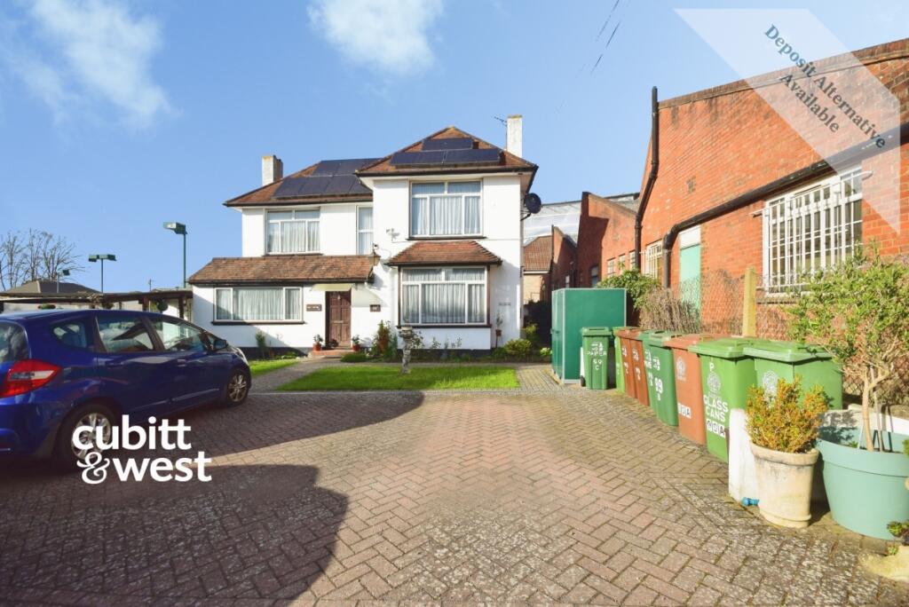 2 bed Apartment for rent in Stoneleigh. From Cubitt & West - Sutton 2 bed Apartment for rent in Stoneleigh. From Cubitt & West - Sutton