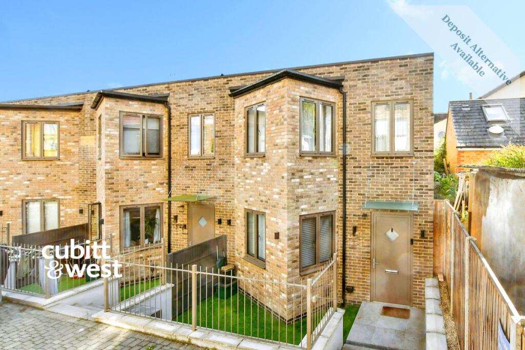 3 bed End of Terrace for rent in Carshalton. From Cubitt & West - Sutton