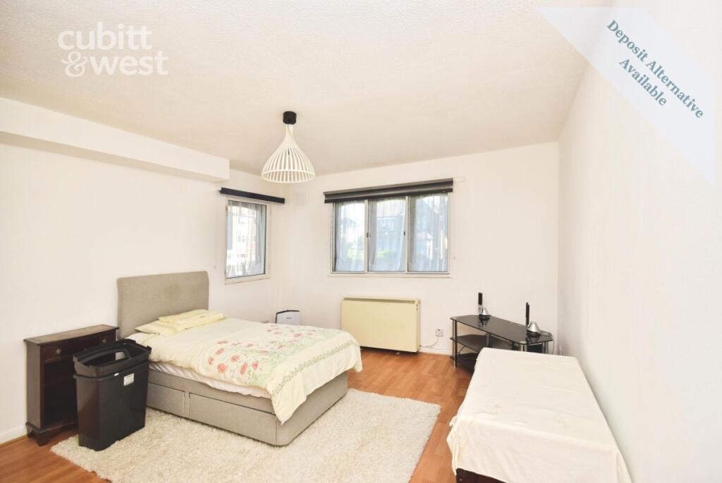 4 bed Studio for rent in Wallington. From Cubitt & West - Sutton