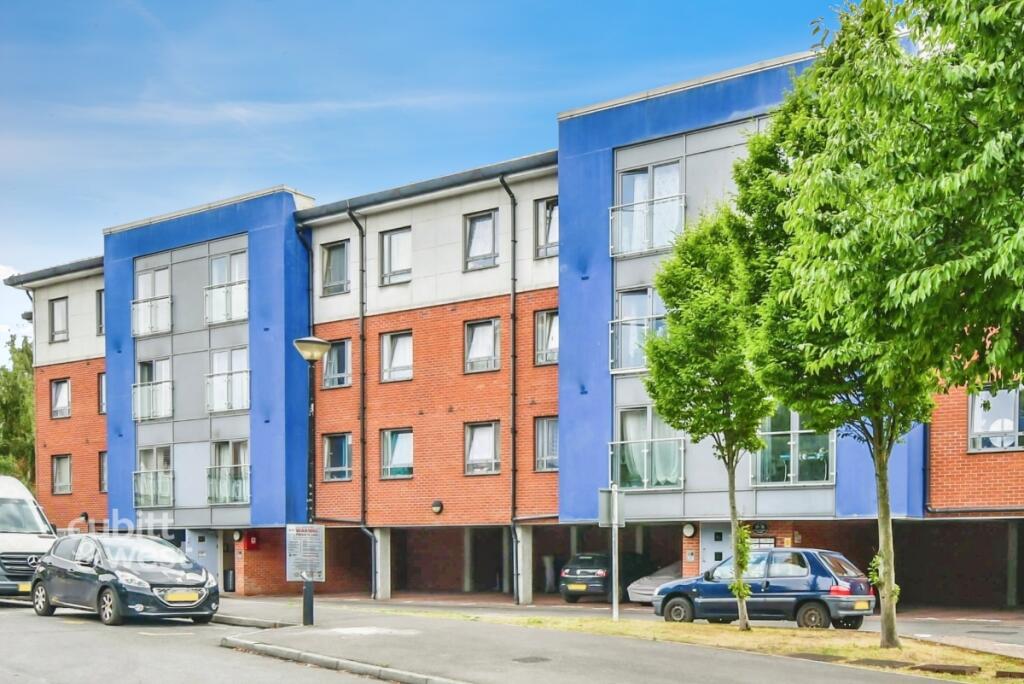 2 bed Apartment for rent in Mitcham. From Cubitt & West - Sutton
