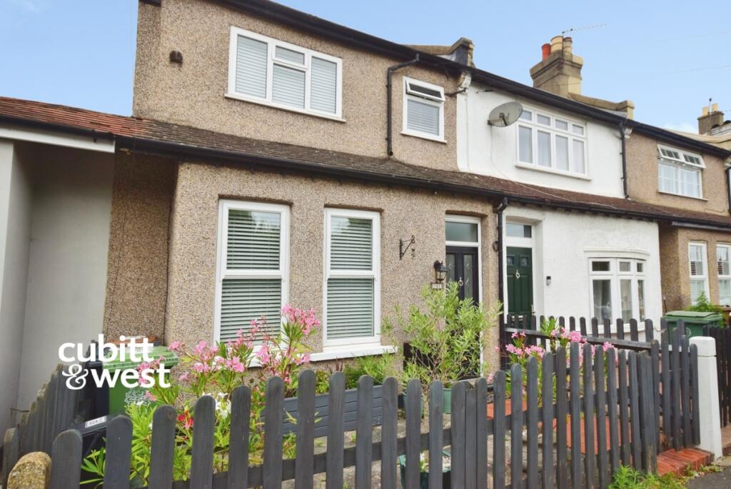 2 bed Mid Terraced House for rent in Carshalton. From Cubitt & West - Sutton