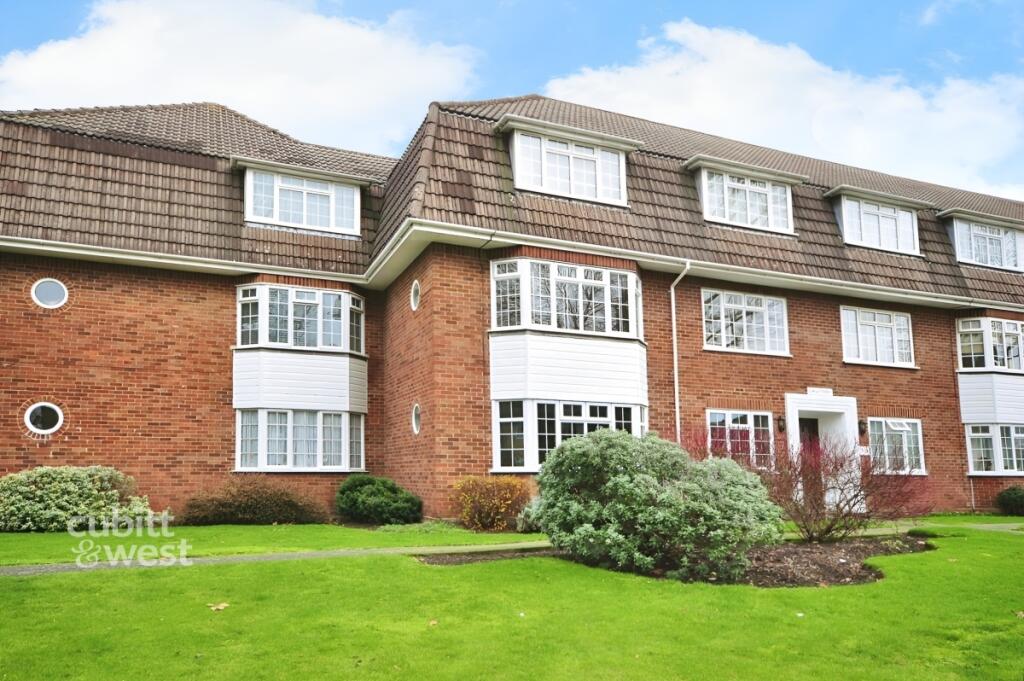 2 bed 1st Floor Flat for rent in Carshalton. From Cubitt & West - Sutton