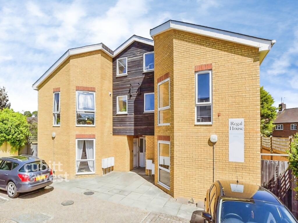 1 bed Apartment for rent in Redhill. From Cubitt & West - Sutton