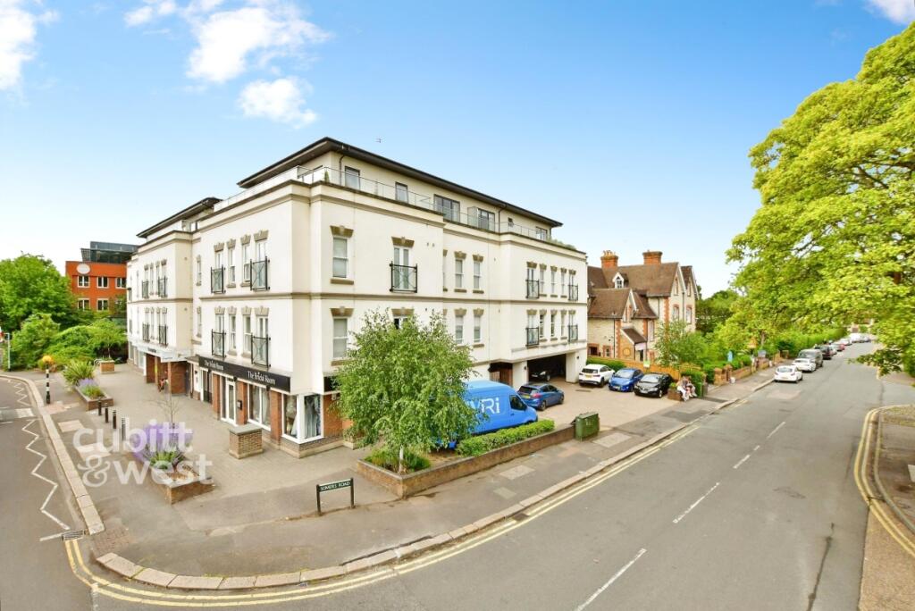 1 bed Apartment for rent in Reigate. From Cubitt & West - Sutton
