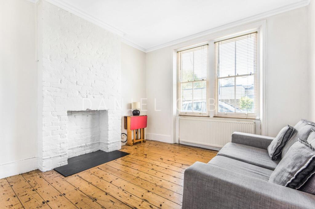 1 bed 1st Floor Flat for rent in London. From Daniel Cobb - Kennington