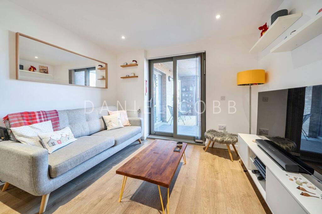 2 bed Apartment for rent in Westminster. From Daniel Cobb - Kennington