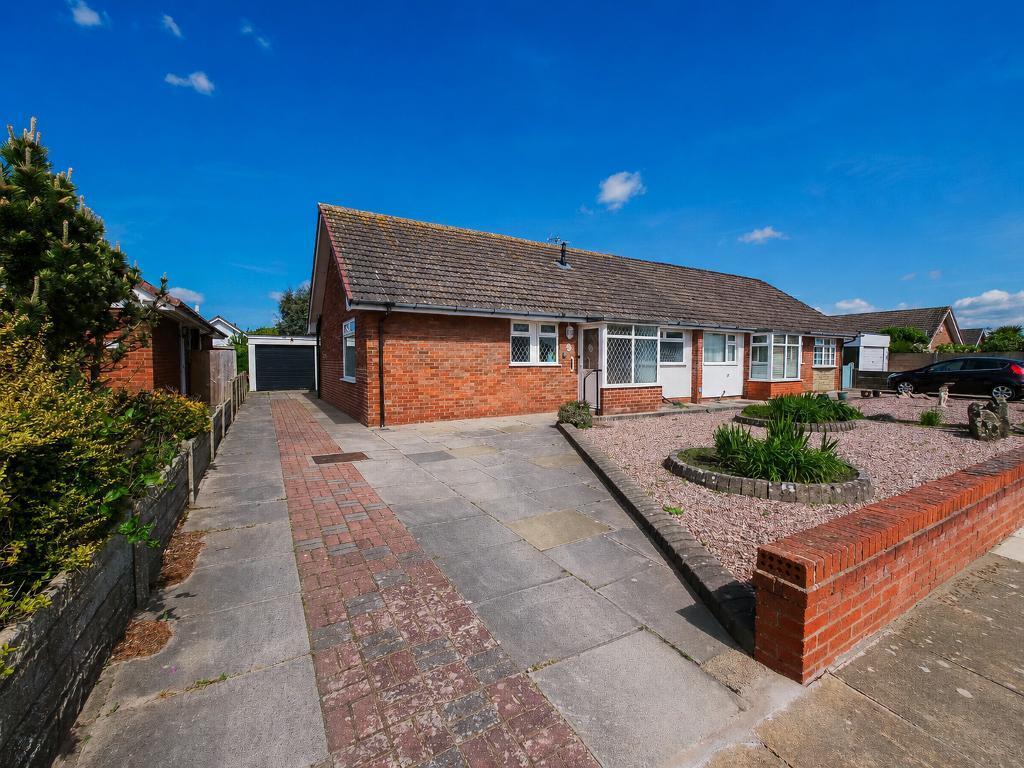 3 bed Semi-detached bungalow for rent in Southport. From Bailey Estates - Southport