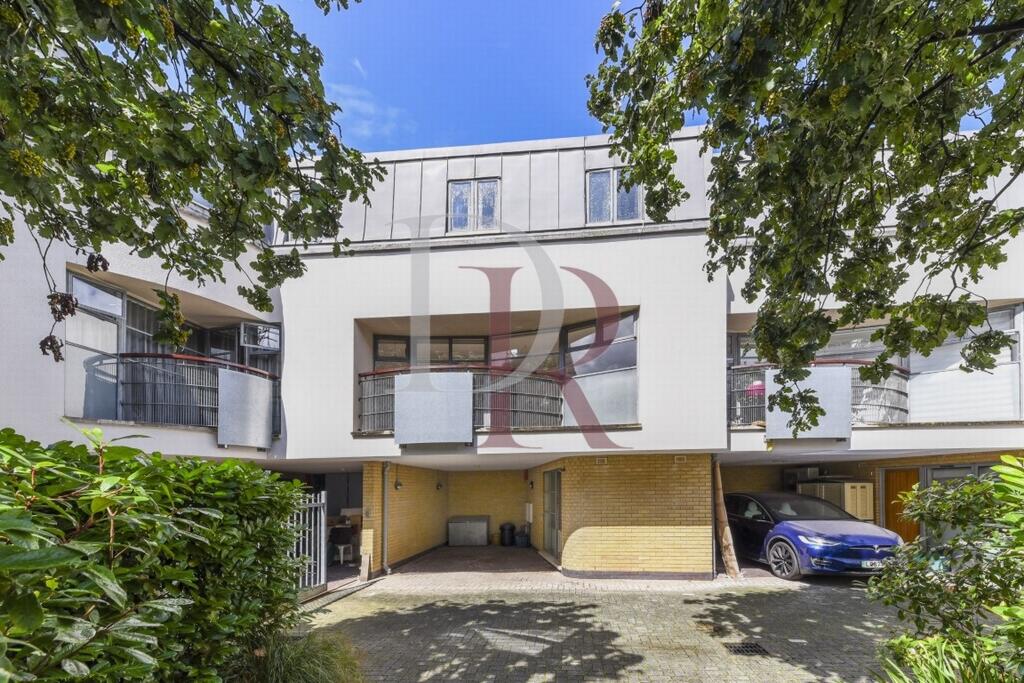 2 bed Mews for rent in Islington. From Daniel Rose Residential Ltd - London
