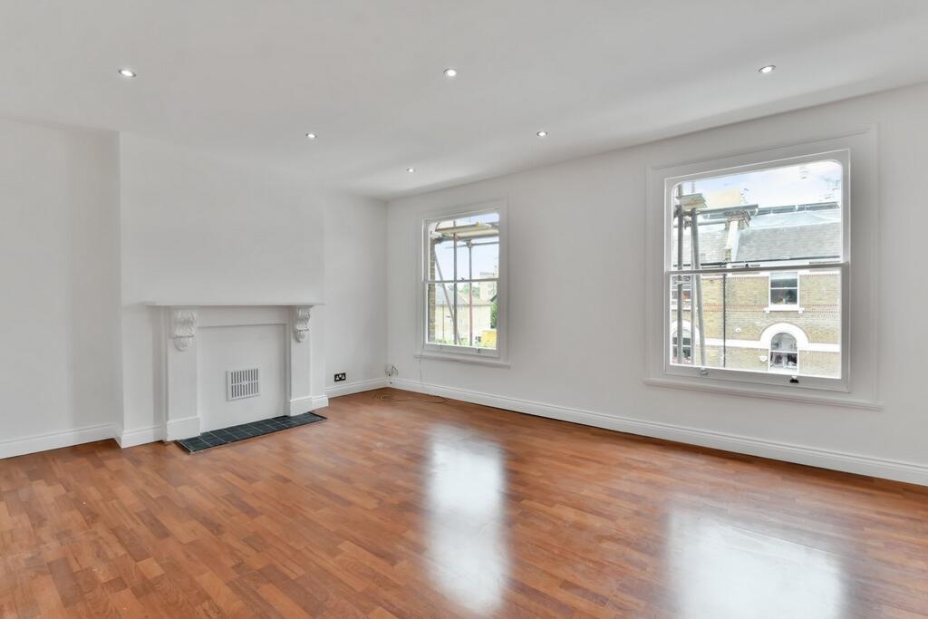 2 bed 1st Floor Flat for rent in Stoke Newington. From Daniel Rose Residential Ltd - London