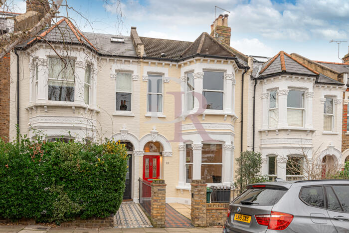 3 bed Detached for rent in Hampstead. From Daniel Rose Residential Ltd - London