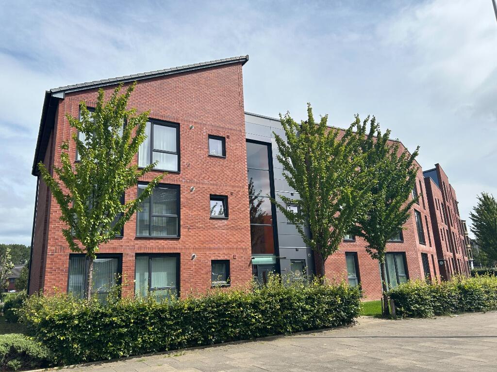 2 bed 1st Floor Flat for rent in Renfrew. From Ballantynes - Edinburgh