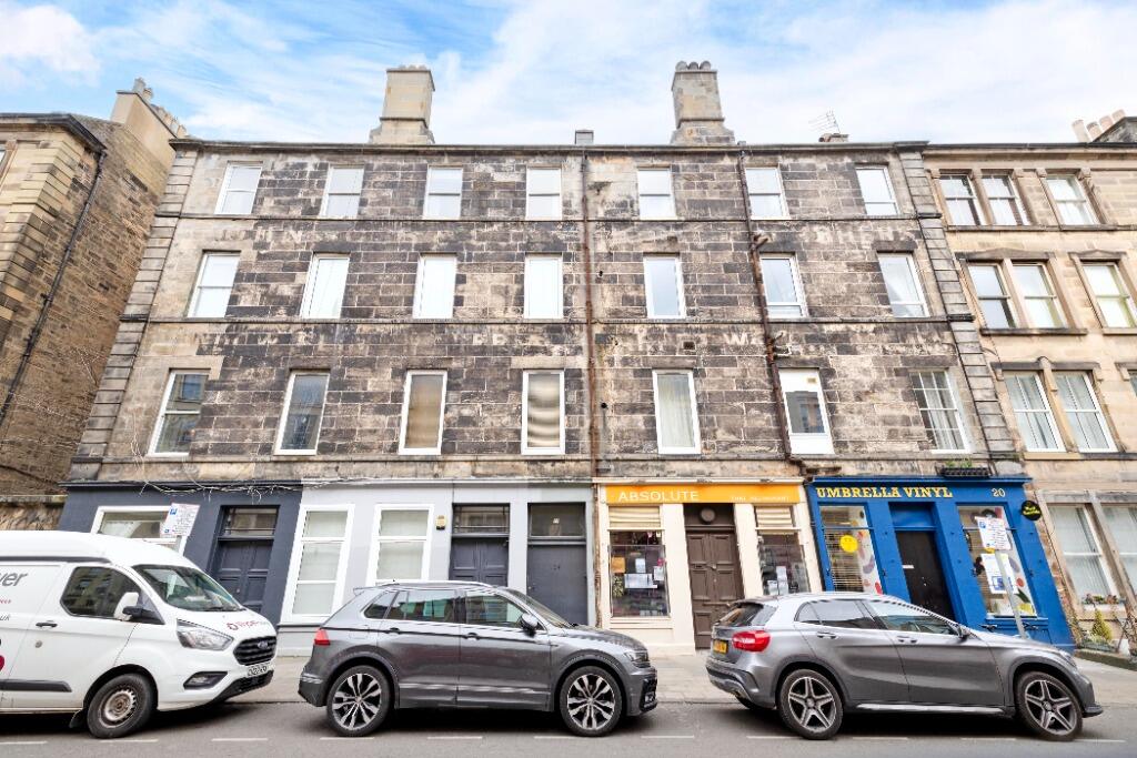 2 bed 1st Floor Flat for rent in Edinburgh. From Ballantynes - Edinburgh