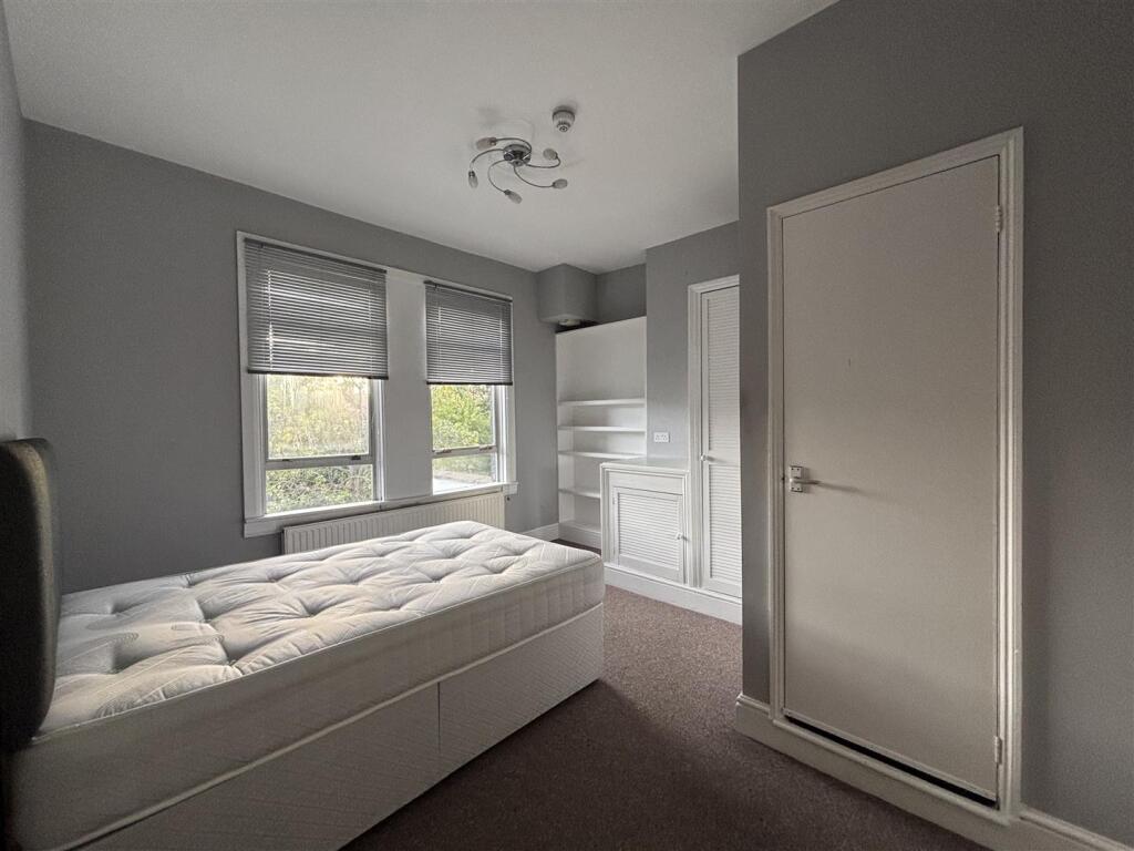 1 bed House Share for rent in Willesden. From Daniels - Willesden Green
