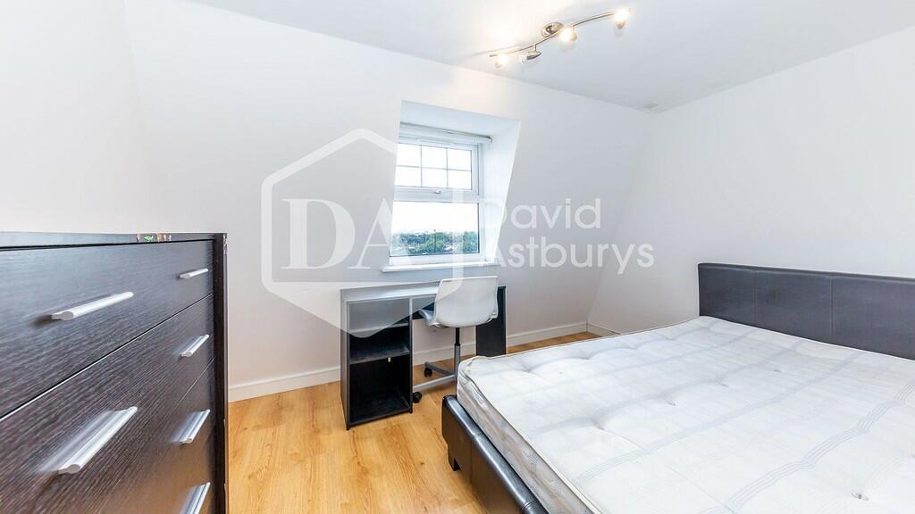 3 bed Apartment for rent in London. From David Astburys Ltd - London