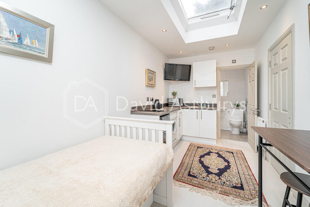 4 bed Studio for rent in London. From David Astburys Ltd - London