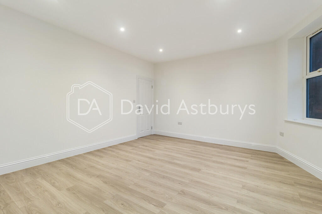 3 bed Apartment for rent in Hornsey. From David Astburys Ltd - London