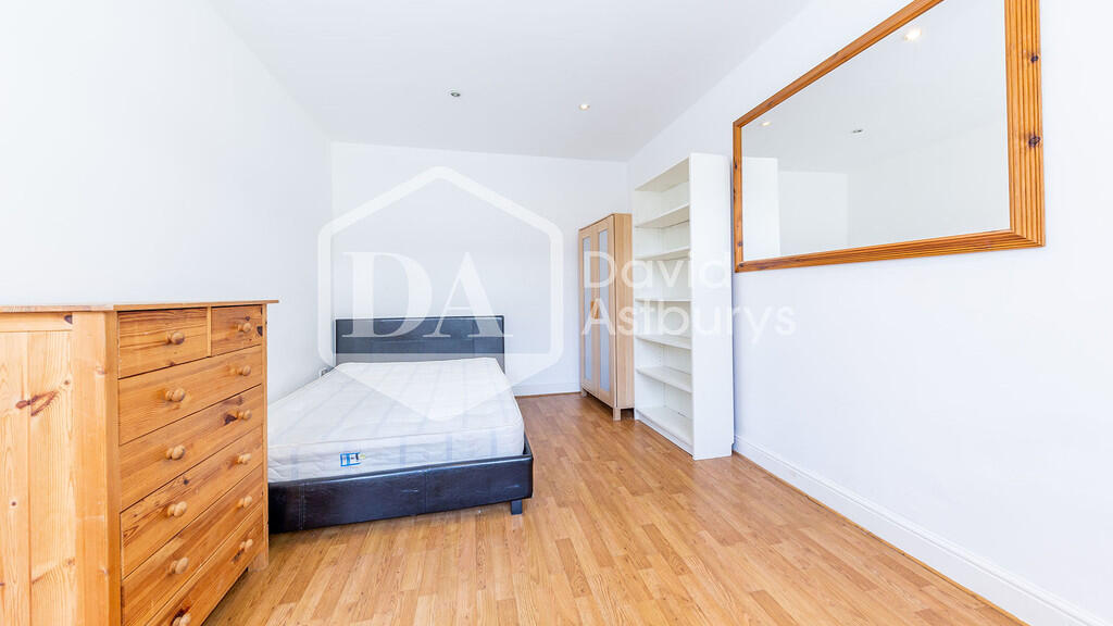 3 bed Apartment for rent in Hornsey. From David Astburys Ltd - London