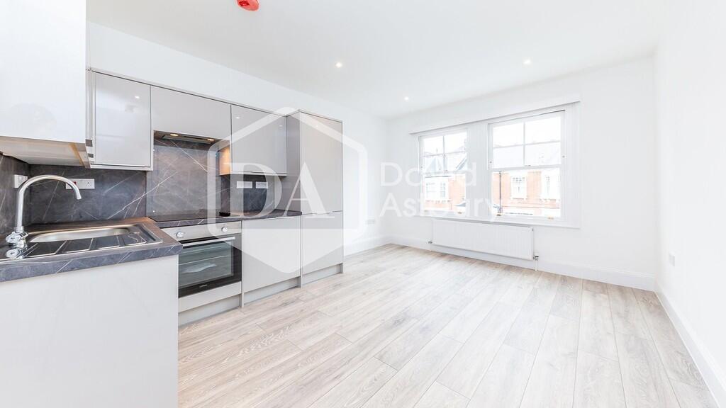 4 bed Apartment for rent in Hornsey. From David Astburys Ltd - London