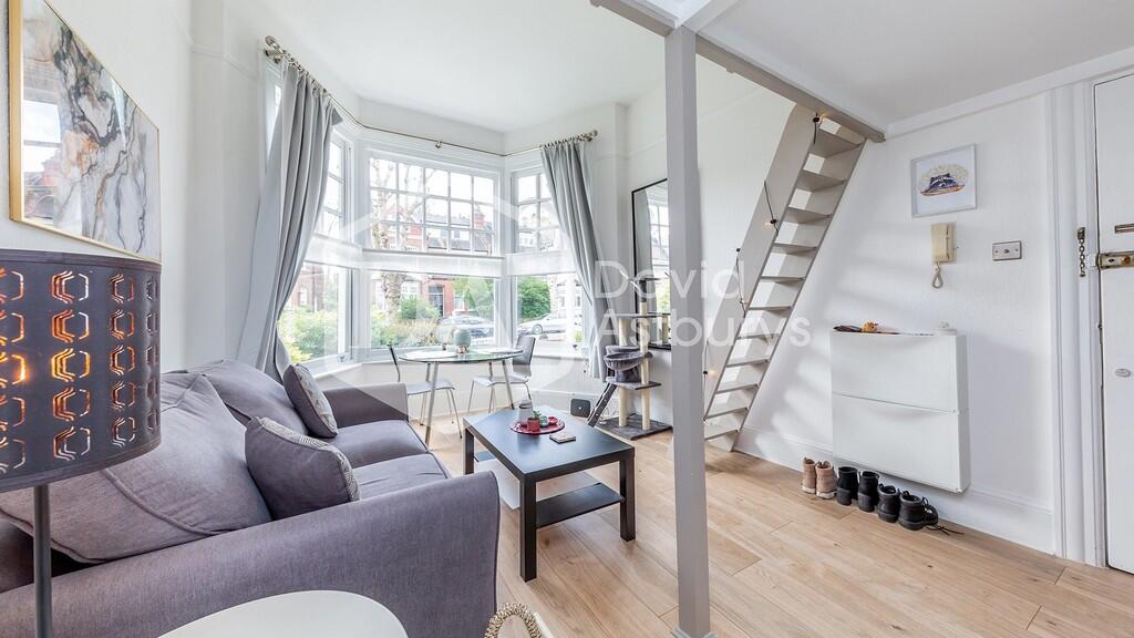 4 bed Apartment for rent in Hornsey. From David Astburys Ltd - London