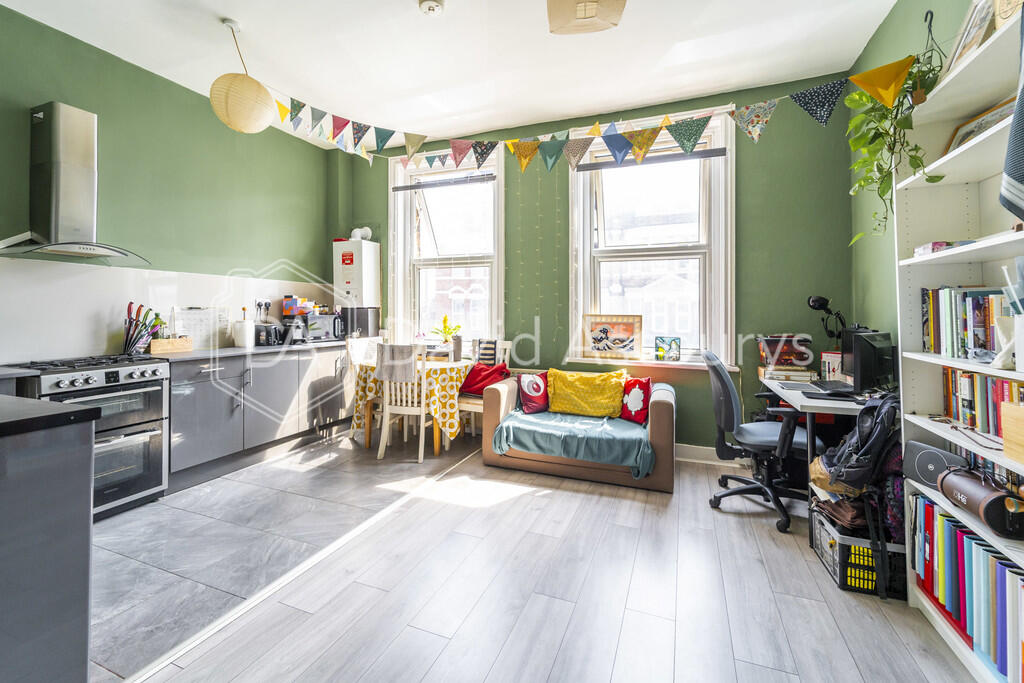 1 bed Apartment for rent in Hornsey. From David Astburys Ltd - London