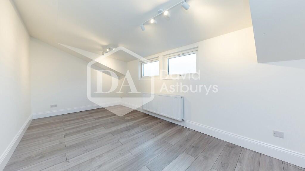 4 bed Apartment for rent in Hornsey. From David Astburys Ltd - London