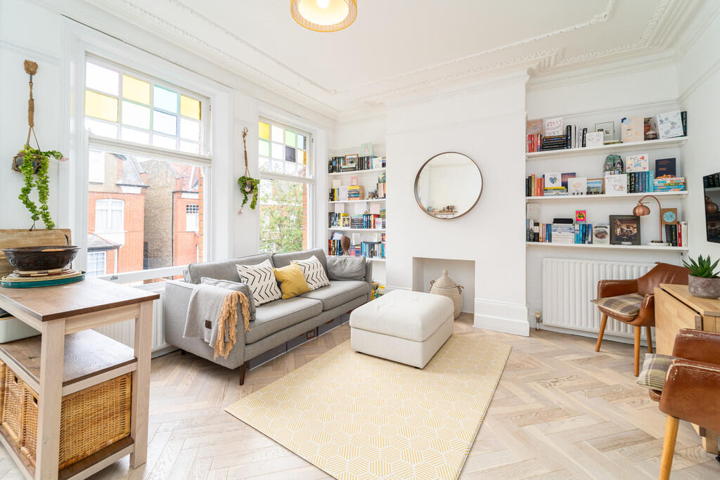 2 bed Apartment for rent in London. From David Astburys Ltd - London 2 bed Apartment for rent in London. From David Astburys Ltd - London