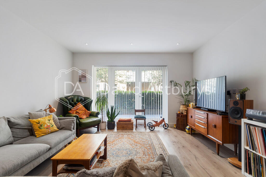 2 bed Apartment for rent in Hornsey. From David Astburys Ltd - London
