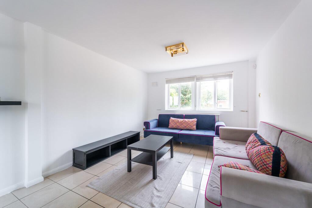 3 bed Semi Detached for rent in London. From David Astburys Ltd - London