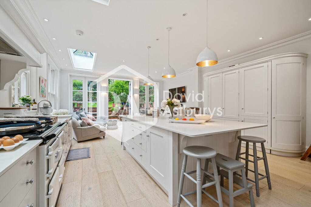 4 bed Mid Terraced House for rent in London. From David Astburys Ltd - London 4 bed Mid Terraced House for rent in London. From David Astburys Ltd - London