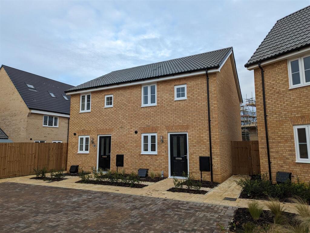 2 bed Semi Detached for rent in . From David Clark & Company - Ely