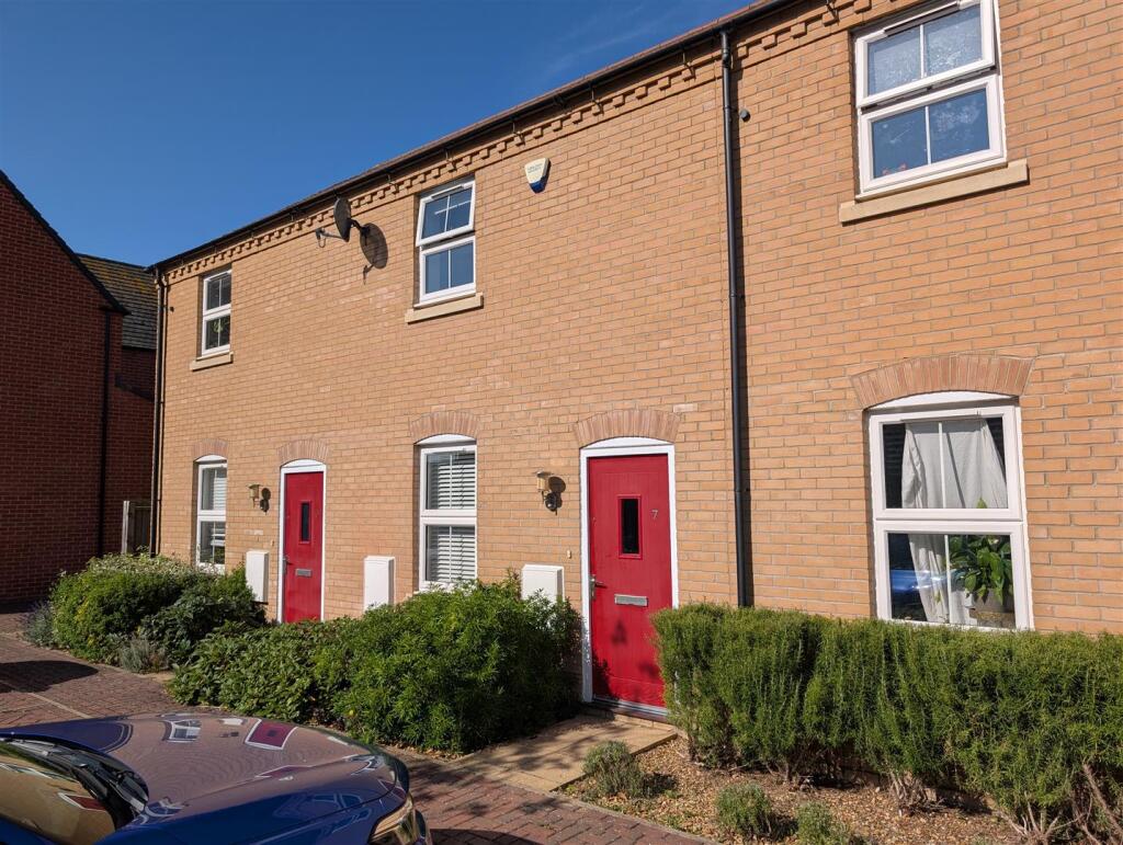 2 bed Mid Terraced House for rent in Rampton. From David Clark & Company - Ely 2 bed Mid Terraced House for rent in Rampton. From David Clark & Company - Ely