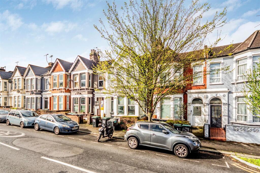 1 bed 1st Floor Flat for rent in Hornsey. From Davies & Davies - Finsbury Park 1 bed 1st Floor Flat for rent in Hornsey. From Davies & Davies - Finsbury Park