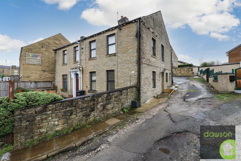 3 bed Semi-Detached House for rent in Halifax. From Dawson Estates - Elland
