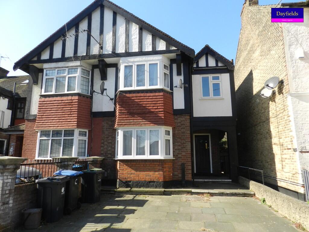 4 bed Semi Detached for rent in London. From Dayfields - Enfield Town