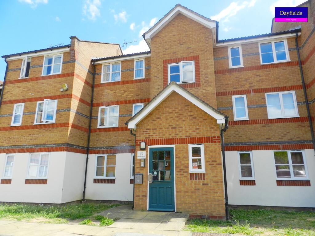 1 bed 1st Floor Flat for rent in Sewardstone. From Dayfields - Enfield Town