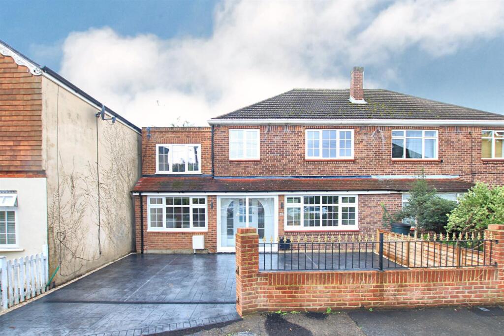 5 bed Semi Detached for rent in Ashford. From DBK Estate Agents - Hounslow