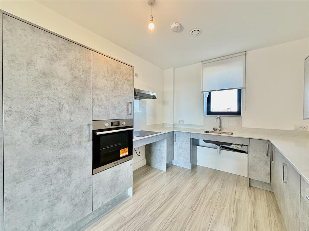 1 bed Apartment for rent in Hounslow. From DBK Estate Agents - Hounslow 1 bed Apartment for rent in Hounslow. From DBK Estate Agents - Hounslow