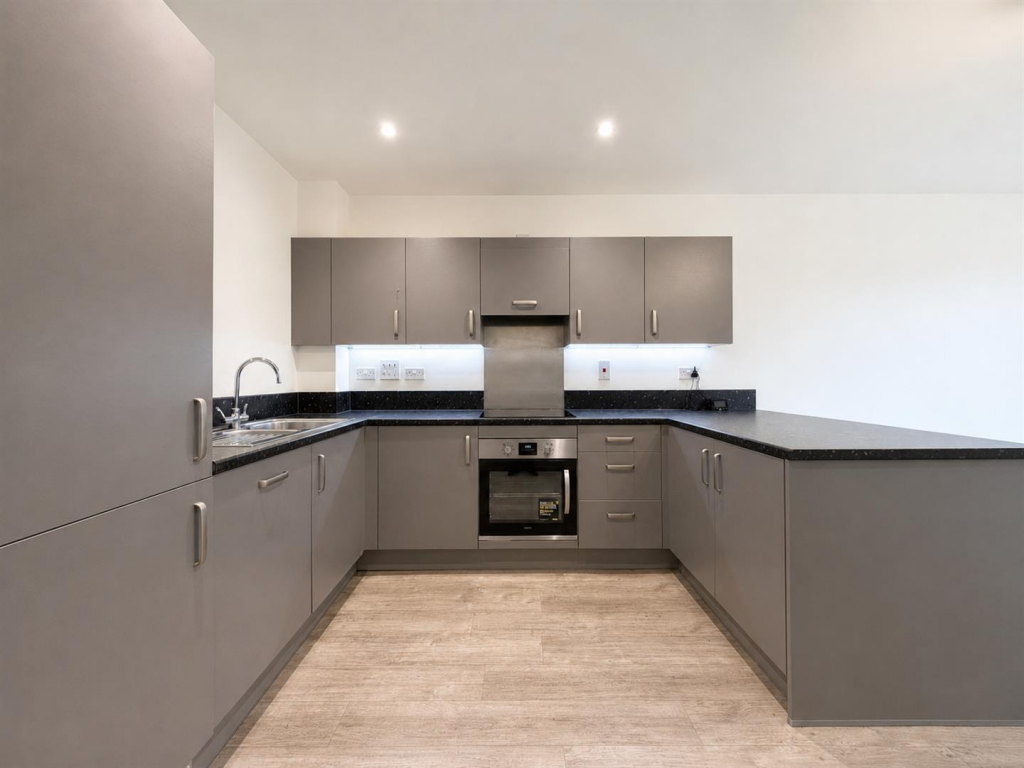 1 bed Apartment for rent in Hounslow. From DBK Estate Agents - Hounslow