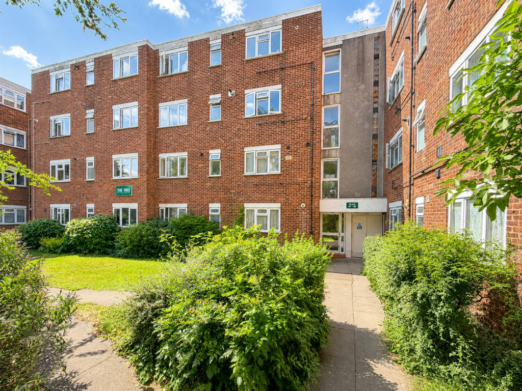 2 bed Apartment for rent in Hounslow. From DBK Estate Agents - Hounslow