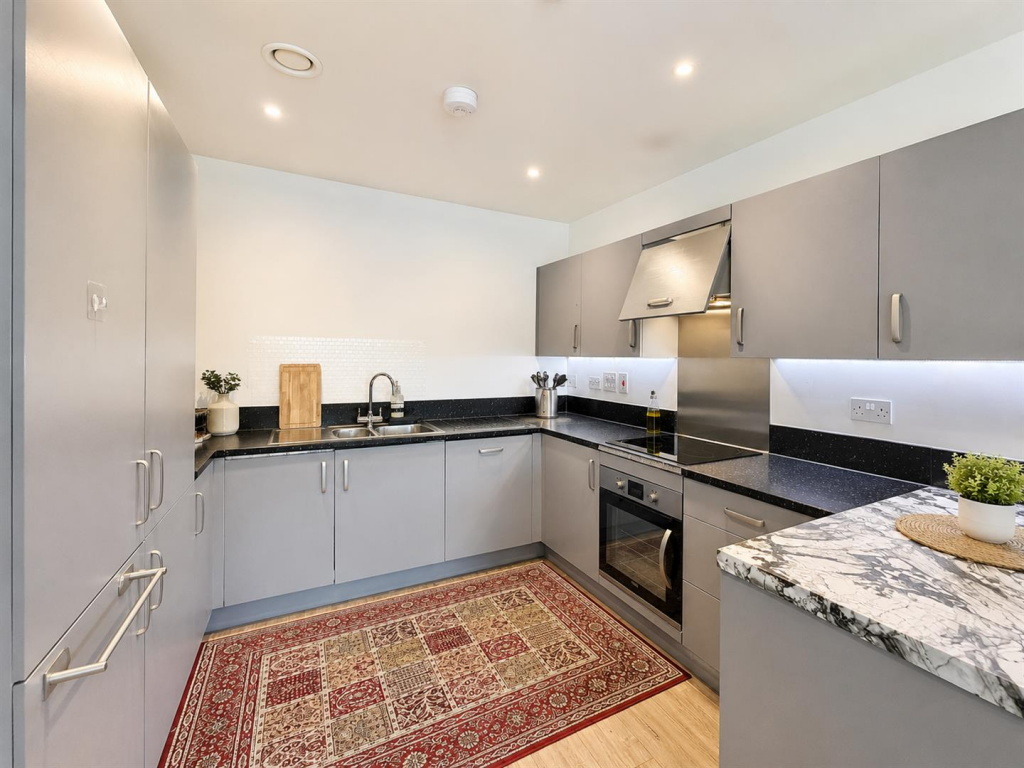2 bed Apartment for rent in Hounslow. From DBK Estate Agents - Hounslow 2 bed Apartment for rent in Hounslow. From DBK Estate Agents - Hounslow