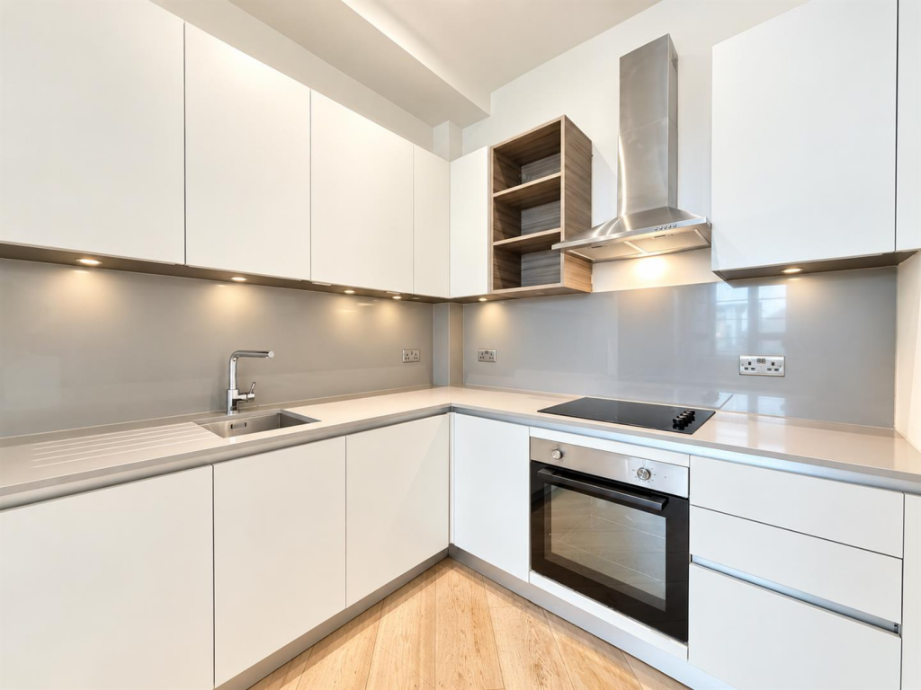 1 bed Apartment for rent in Brentford. From DBK Estate Agents - Hounslow 1 bed Apartment for rent in Brentford. From DBK Estate Agents - Hounslow