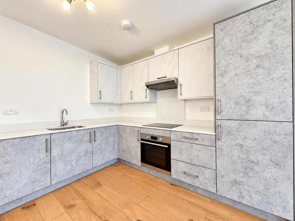 2 bed Apartment for rent in Hounslow. From DBK Estate Agents - Hounslow 2 bed Apartment for rent in Hounslow. From DBK Estate Agents - Hounslow