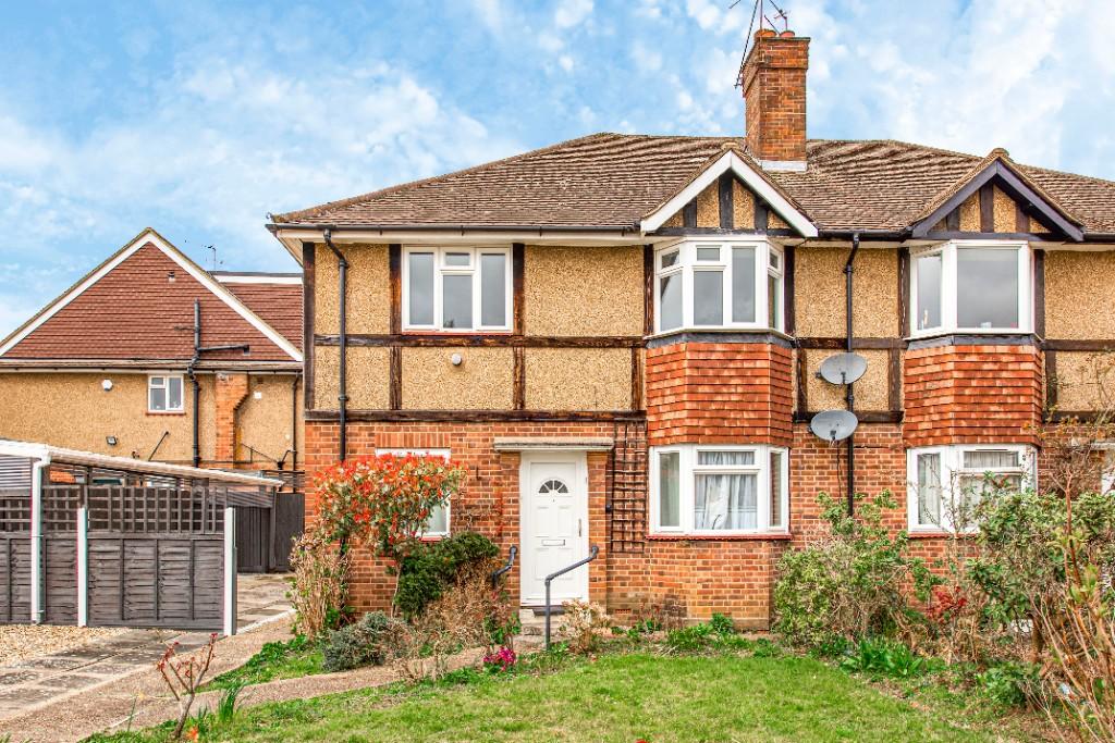 2 bed Annexe for rent in Hadley Wood. From De Vere Letting Bureau - Barnet