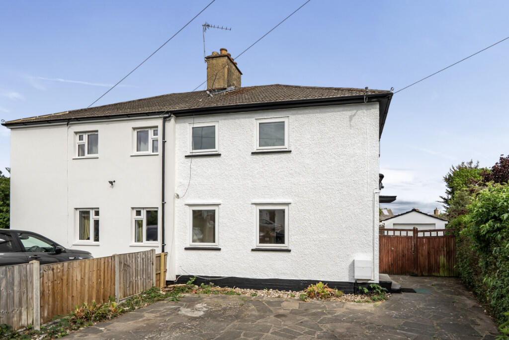3 bed Semi Detached for rent in Hadley Wood. From De Vere Letting Bureau - Barnet