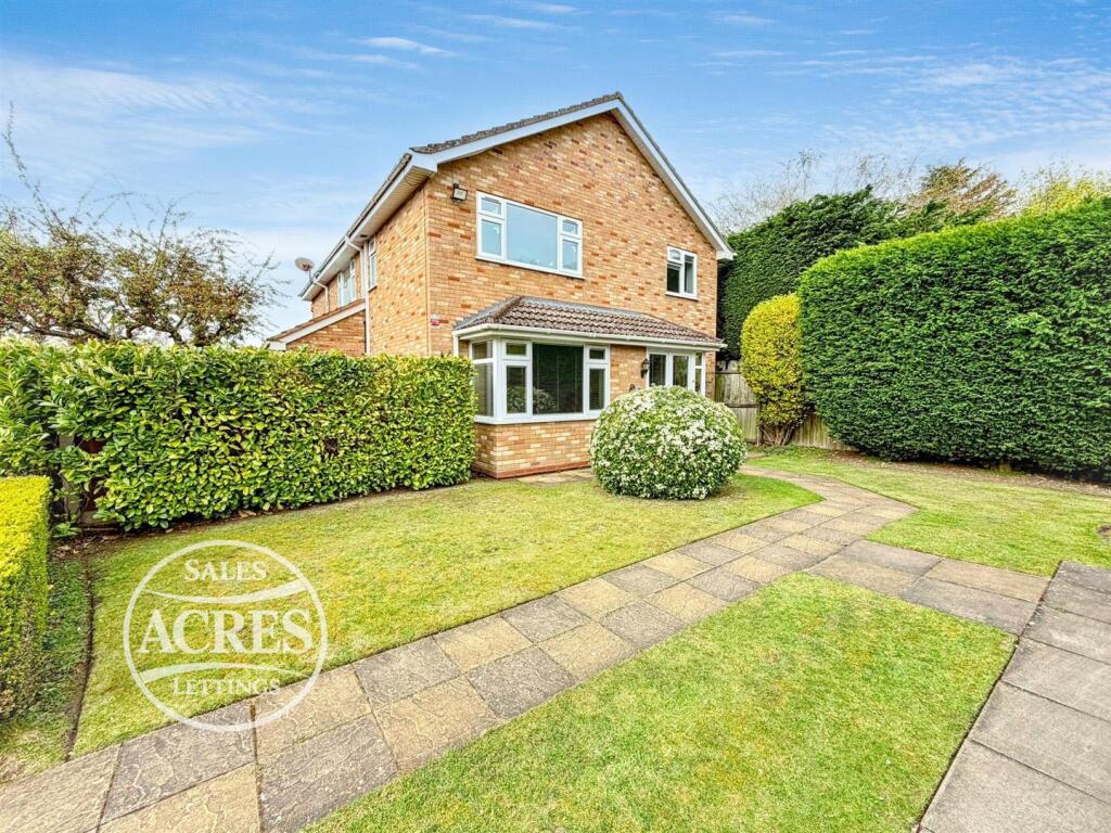 5 bed Detached for rent in Sutton Coldfield. From Acres - Sutton Coldfield 5 bed Detached for rent in Sutton Coldfield. From Acres - Sutton Coldfield