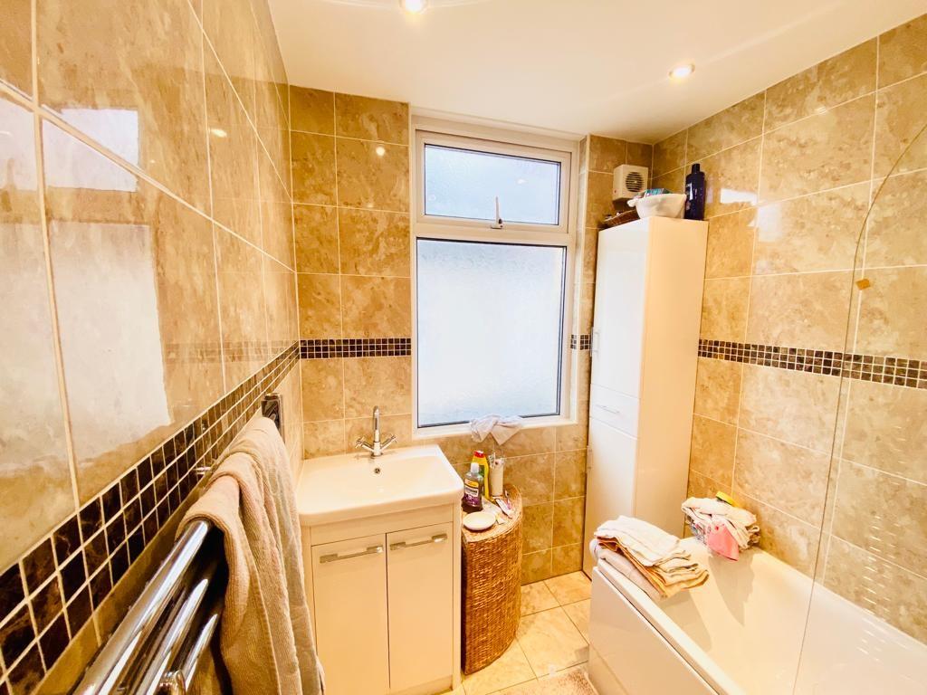 2 bed 1st Floor Flat for rent in Ilford. From Discover Residential Ltd - Loughton