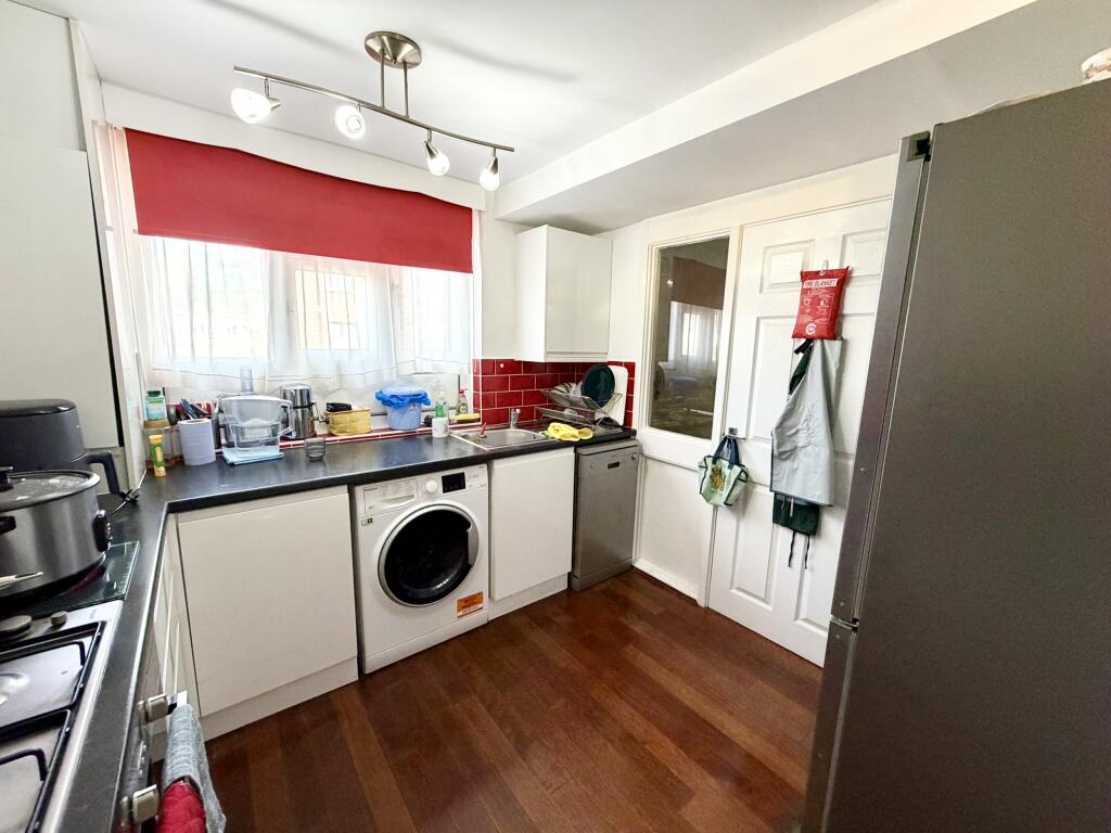 2 bed Annexe for rent in Wood Green. From Discover Residential Ltd - Loughton